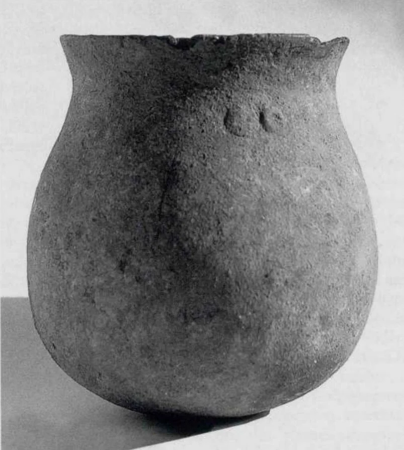 Bowl Discovered at Qohayto, Dated to Around the First Millennium BC. Source: Die Deutsche Aksum - Expedition 1906 unter Enno Littman (Vol.1), pg 361.