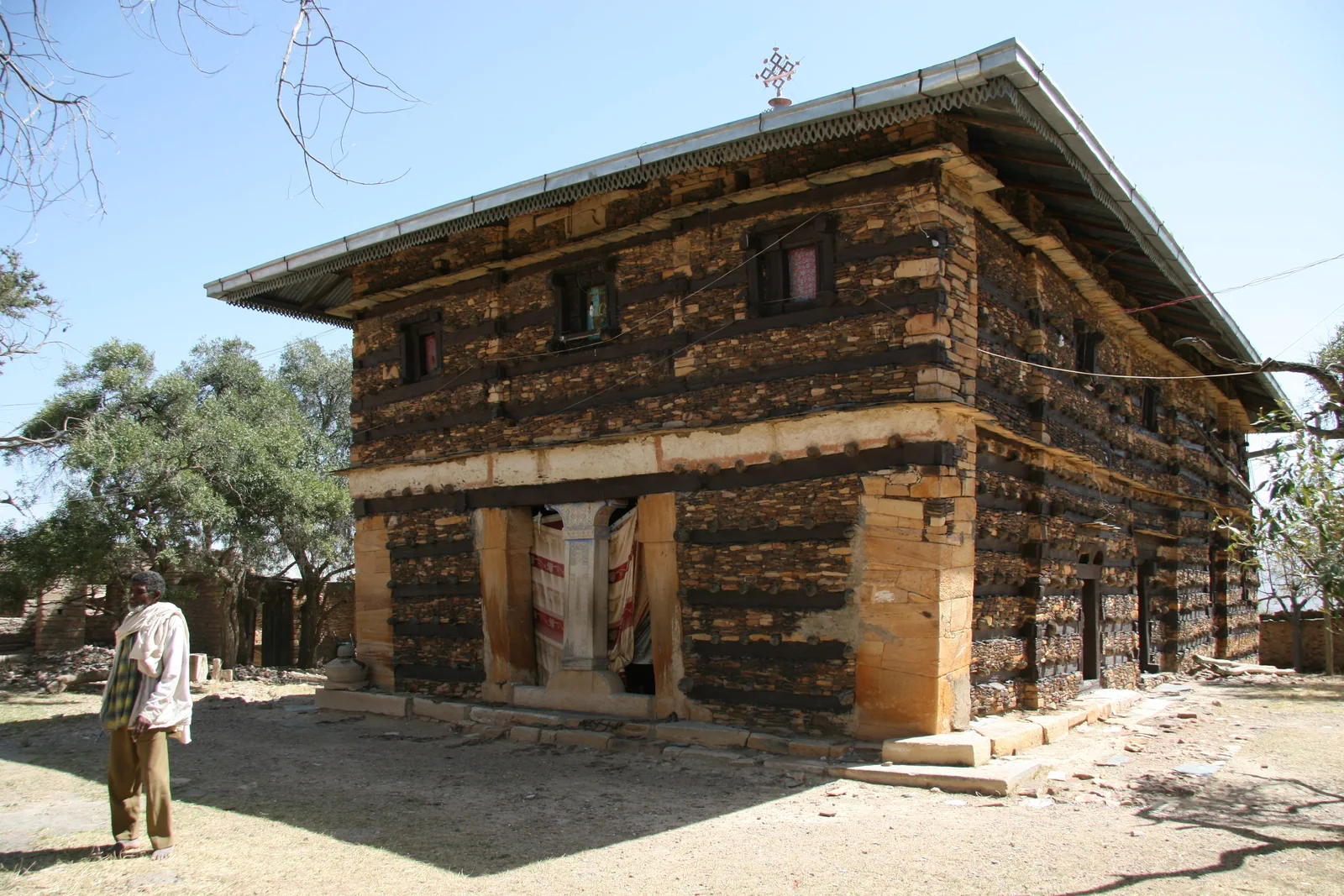 Enda Abba Argawi Church, at Dabra Dammo Source