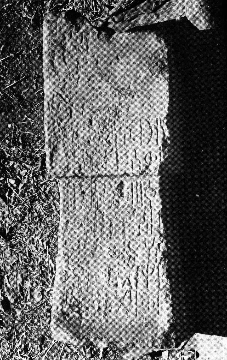 RIÉ 9, An incense burner found at Addi Akaweh. Source