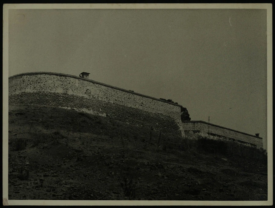 E. Fiorentini, Adi Ugri. Adi Ugri. Lavori di ripristino al Forte "Arimondi". Adattamento a carcere per indigeni. Direzione lavori: Ufficio delle Opere Pubbliche. Impresa: geom. Alberto Marcai. 1937