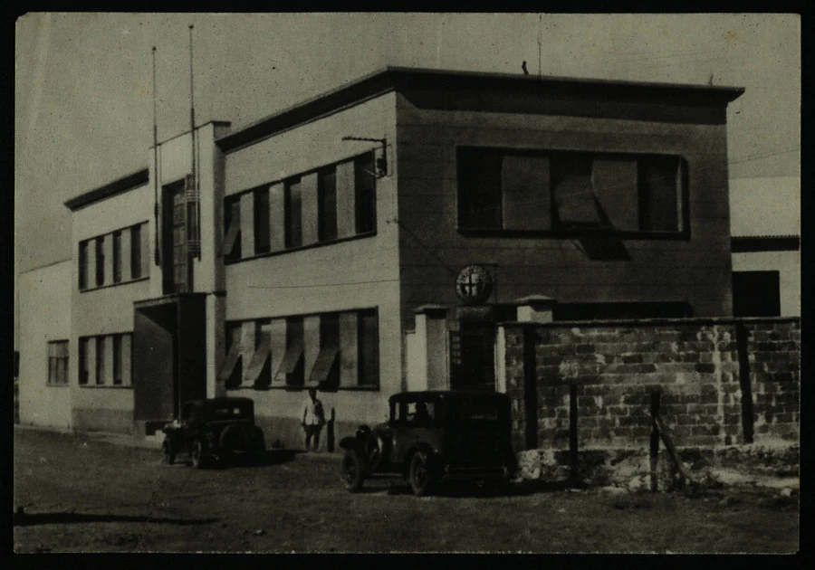 Asmara. Officine, villette e operai dell'Alfa Romeo