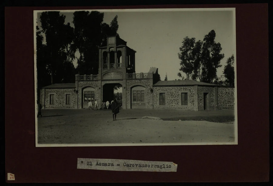 Asmara. Caravanserraglio
