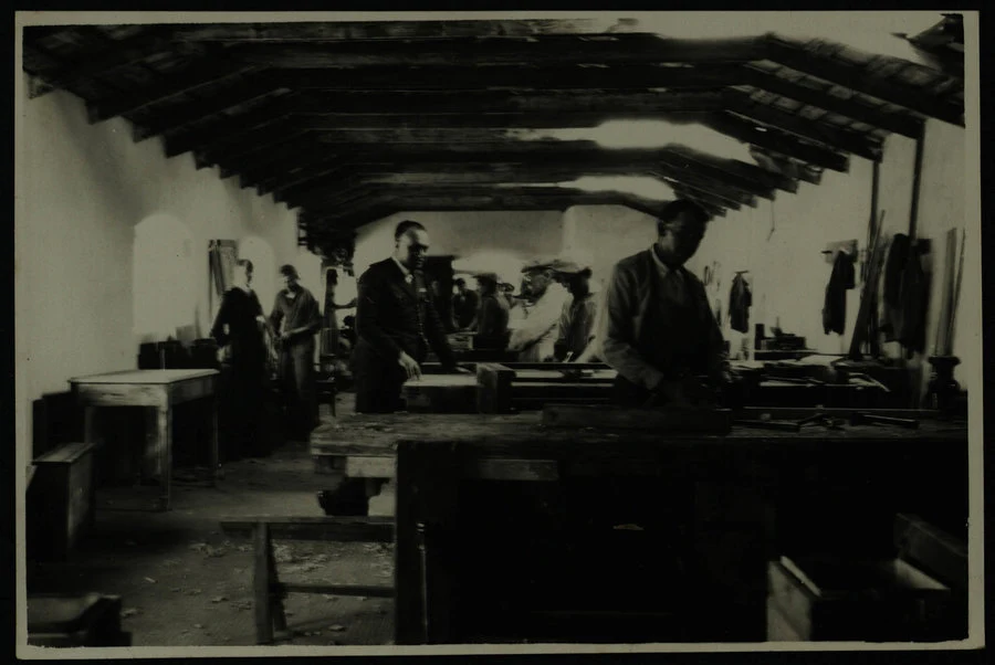 Asmara e Senafè. Officine e laboratori del comando Genio (selleria; falegnameria; armeria; fornace)