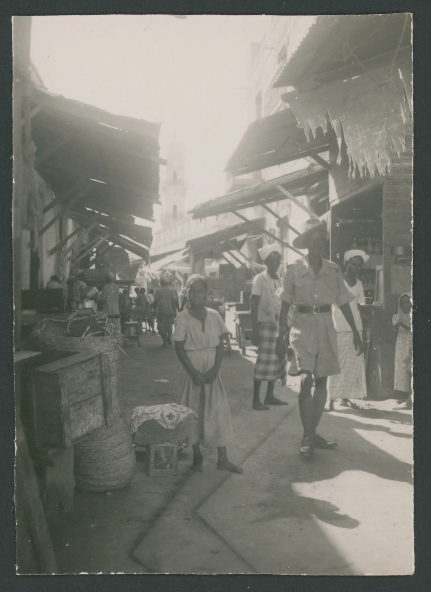 Mercato a Cheren in Eritrea
1 provino fotografico : gelatina a sviluppo
Titolo manoscritto sul verso
Nota manoscritta sul verso: Cheren Eritrea
Scritta su carta fotografica sul verso: Agfa-Brovira