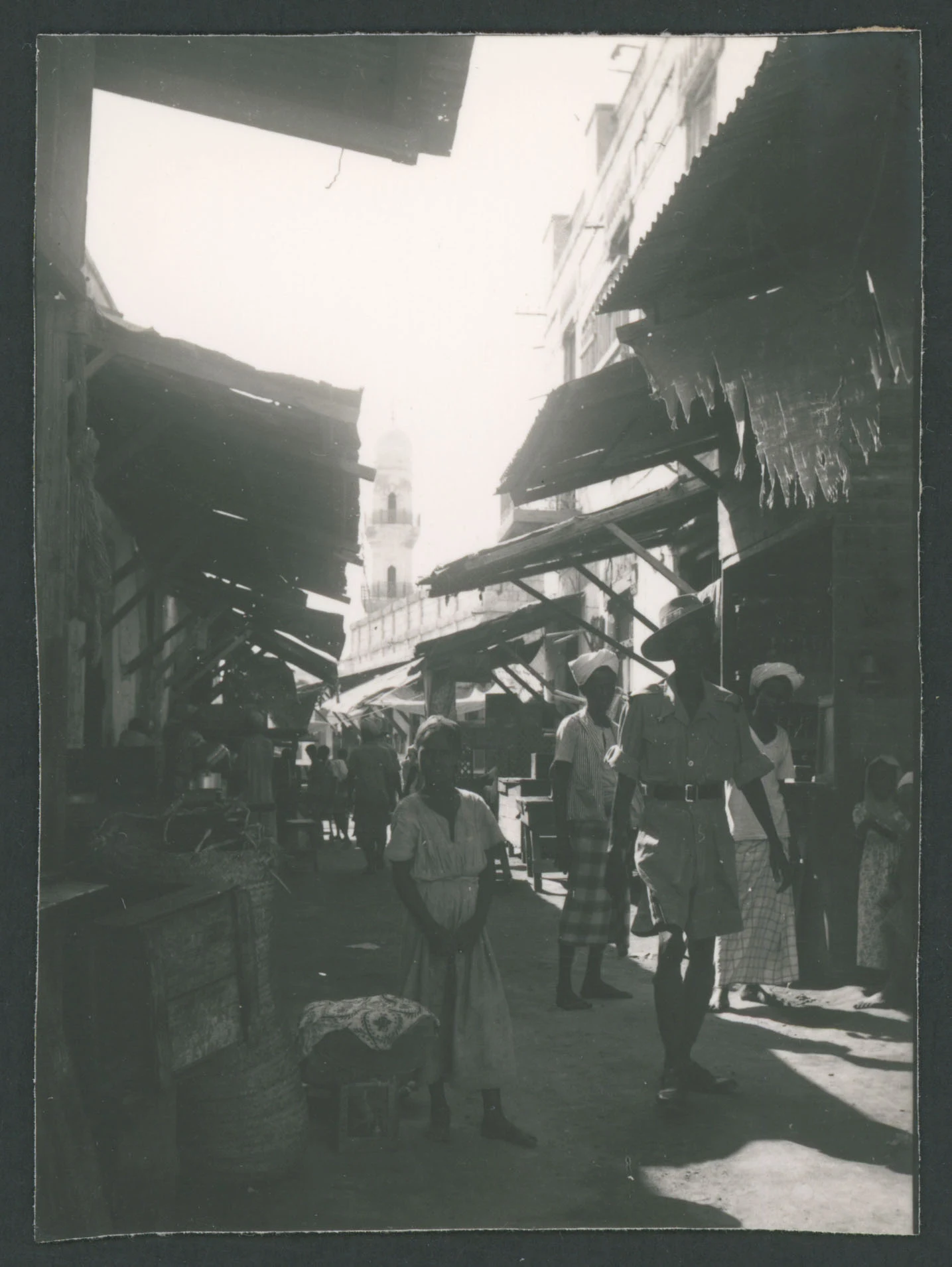 Mercato a Cheren in Eritrea
1 provino fotografico : gelatina a sviluppo
Titolo attribuito dal catalogatore, desunto da foto 171