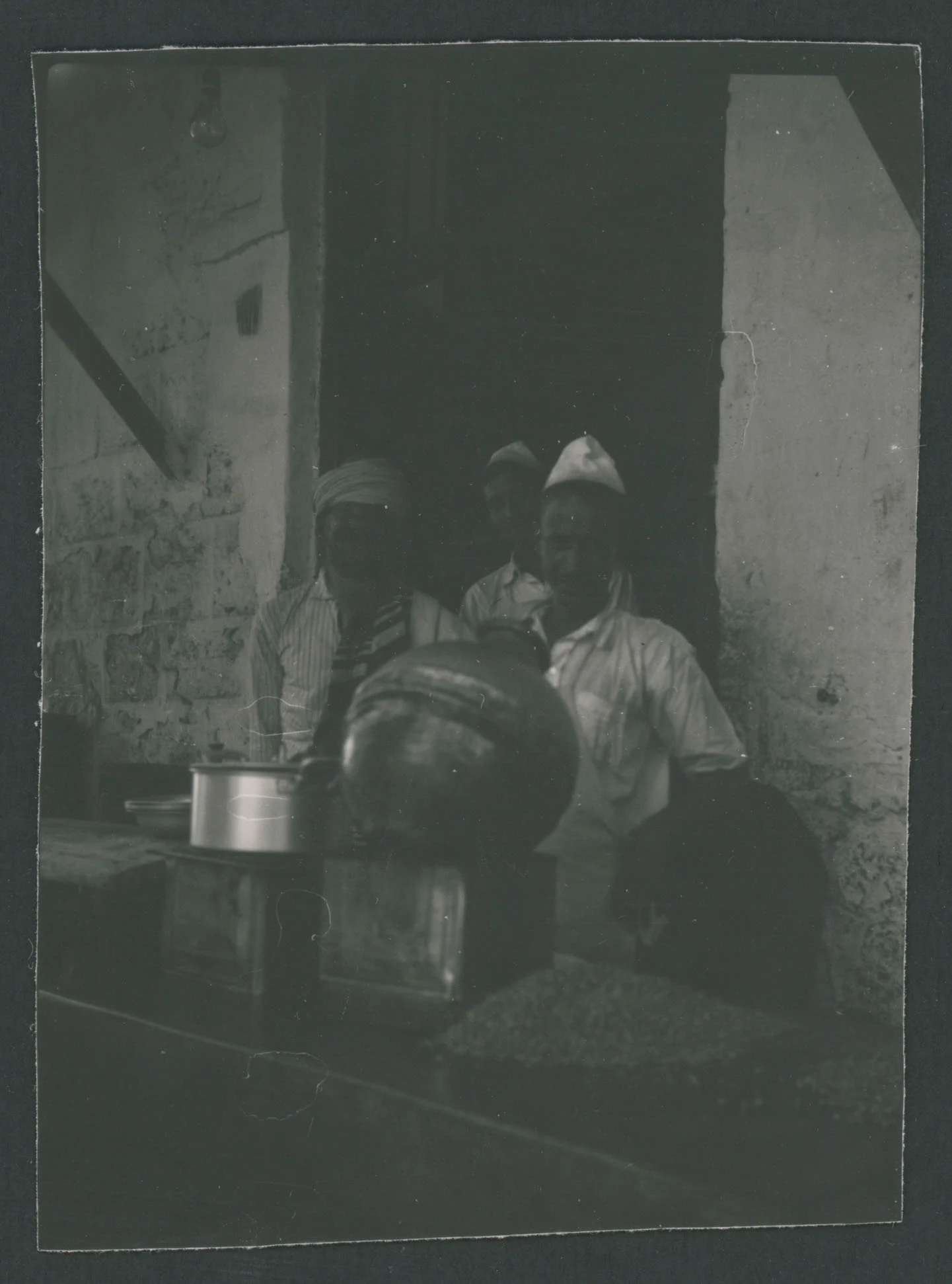 Mercato di Cheren in Eritrea
1 provino fotografico : gelatina a sviluppo
Titolo attribuito dal catalogatore, desunto da foto 182
