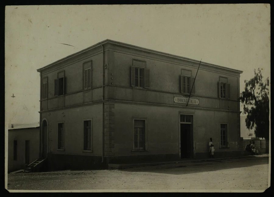 Adi Caieh. Palazzina, uffici e alloggio