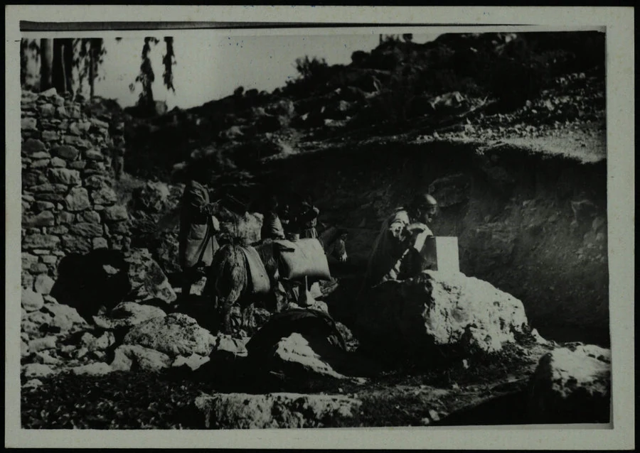 Cheren, Tigrai, Aderà, Saganeiti. Portatrici d'Acqua