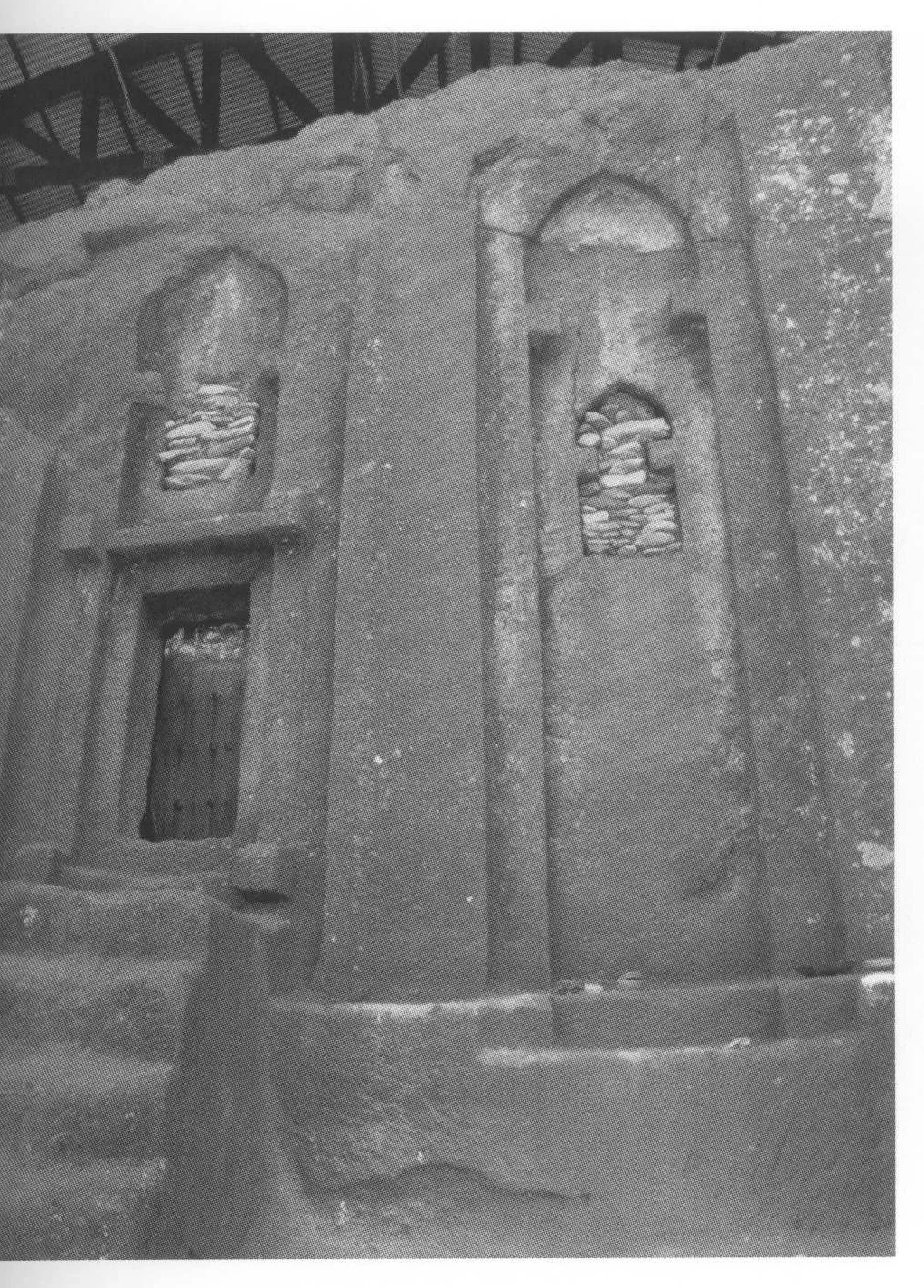 165 Bilbala Tcherqos, the exterior, west end, 2006.