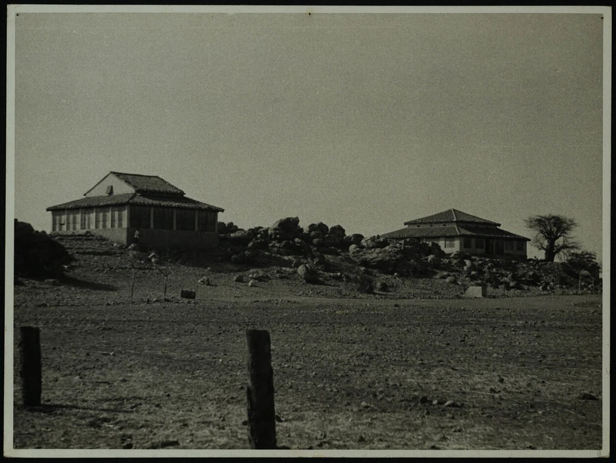 Abitazioni e uffici dell'azienda; feb. 1937