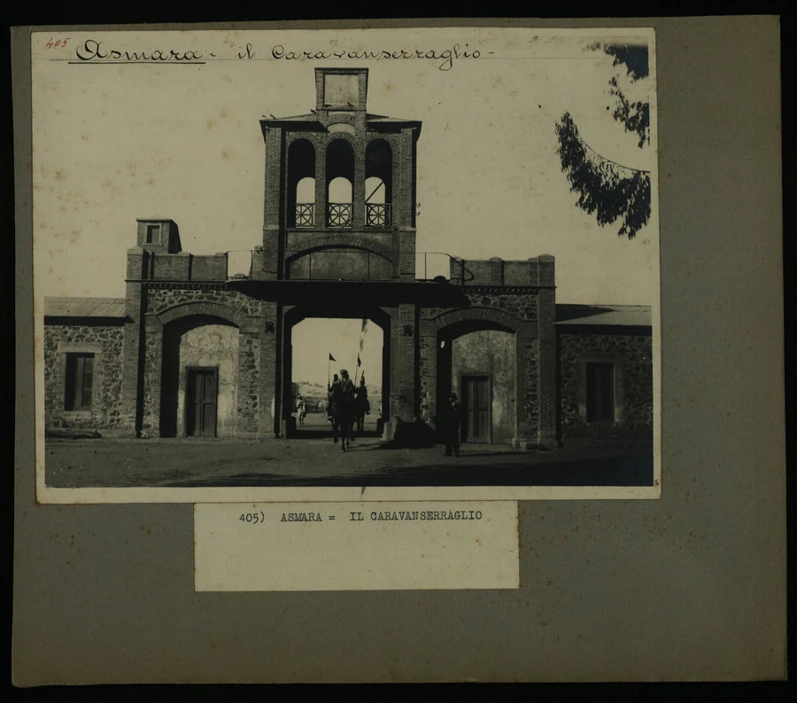 Asmara. Caravanserraglio