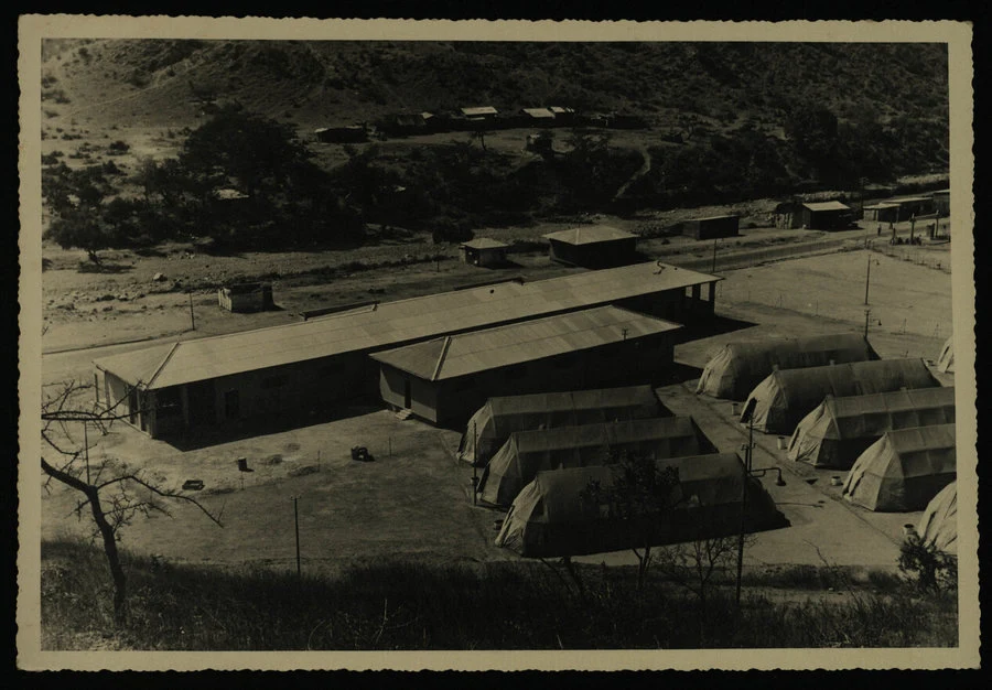 Stabilimento avicolo "Ardizio" a Mai Habar. Il campo e la stazione di bonifica. Visita di S.E. Daodiace. 1938