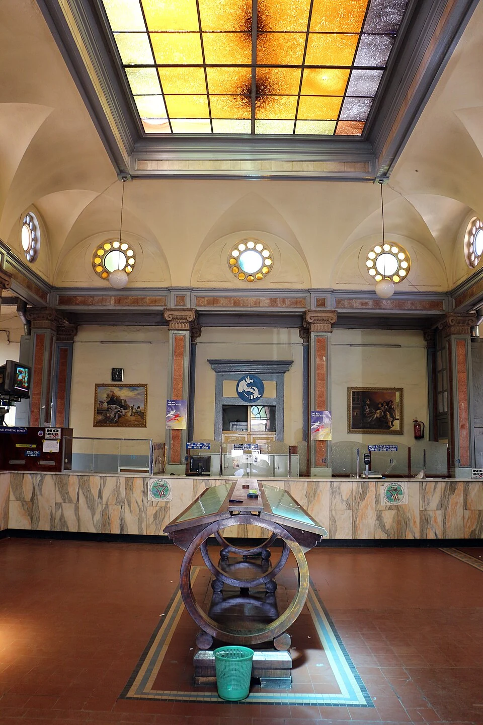 Central Post Office, Asmara: interior hall and glazed ceiling.