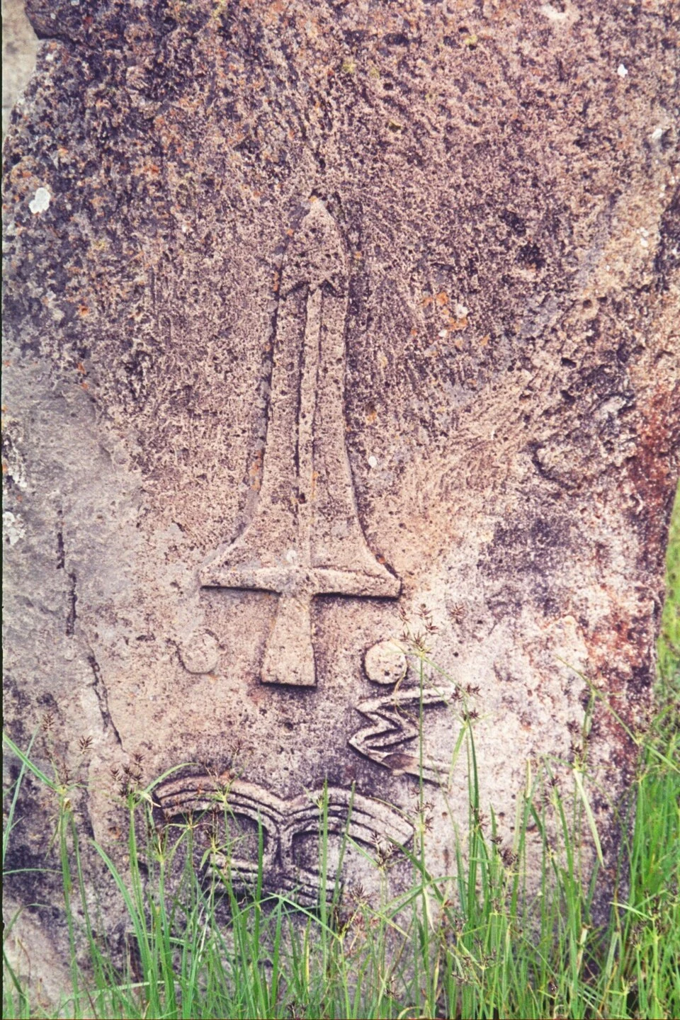Carved motifs on a monument at Tiya.