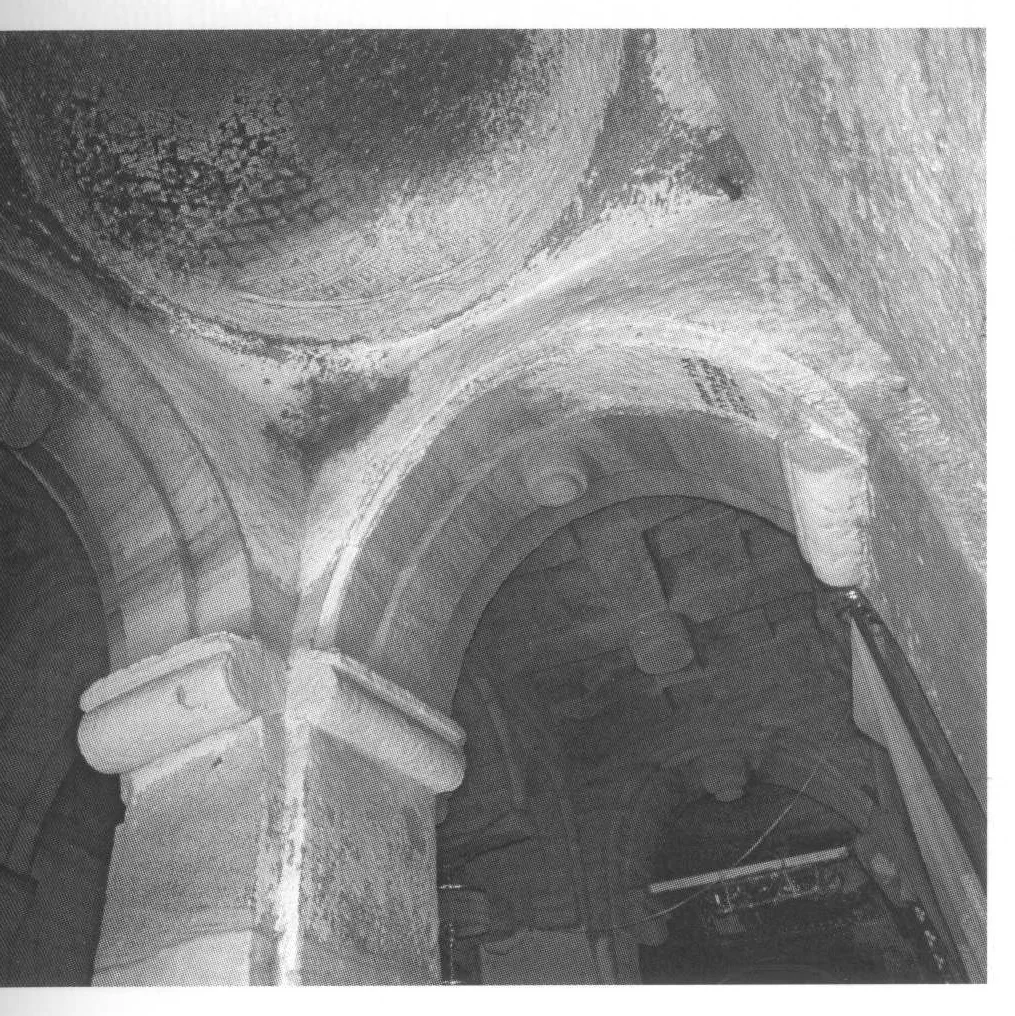 Maryam Wkro, patterns carved on the ceiling in the southern part of the anteroom, 2006. Note also the arches with central bosses.