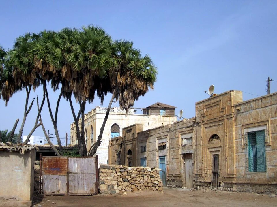 Old Massawa: stone buildings at the north end of Campo.